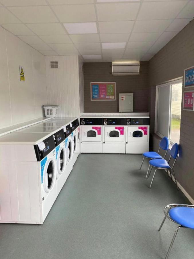 The Luxury Wolds Retreat 6 Berth 3 Bedrooms Beds Made For Arrival Wifi Ingoldmells Luaran gambar