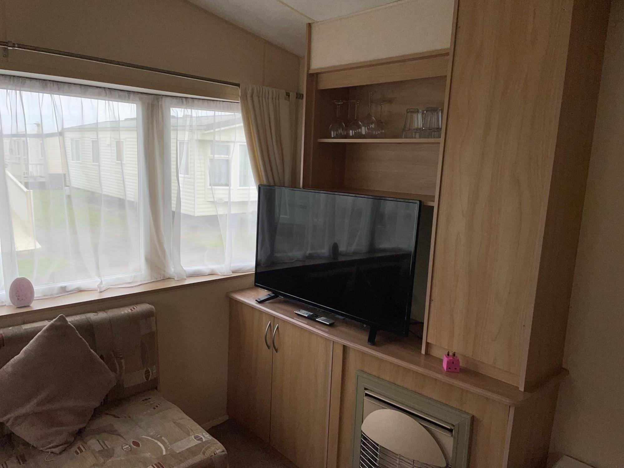 The Luxury Wolds Retreat 6 Berth 3 Bedrooms Beds Made For Arrival Wifi Ingoldmells Luaran gambar